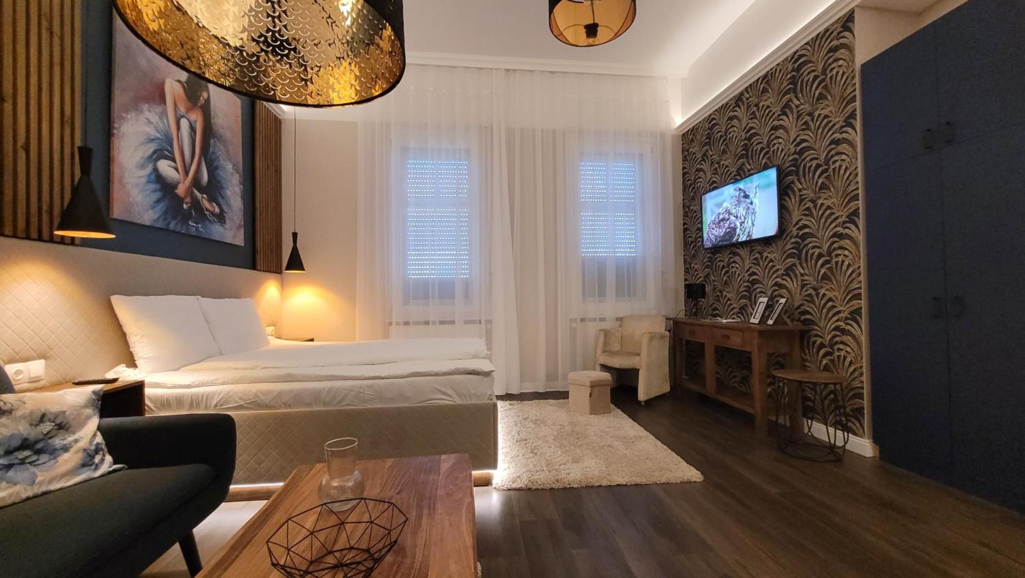 Glamour Apartman Gyula Exterior photo
